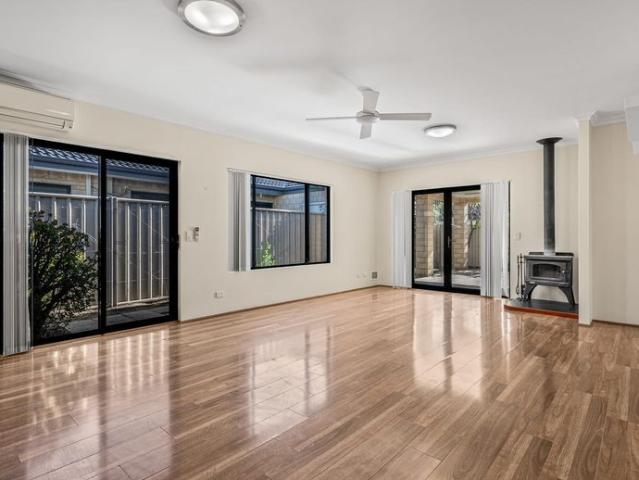 House for rent in Caversham, Western Australia