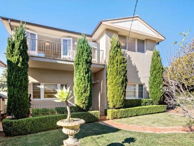 House for rent in Lower North Shore, Sydney