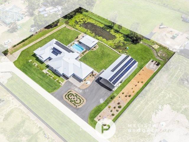House for sale in Elimbah, Greater Brisbane