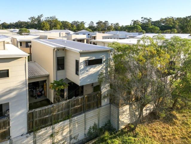 Townhouse for sale in Toombul, Queensland