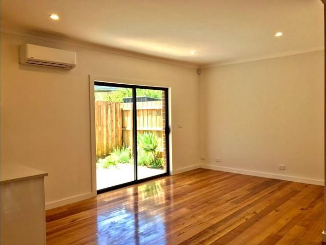 Townhouse for rent in Camerons Creek, Victoria