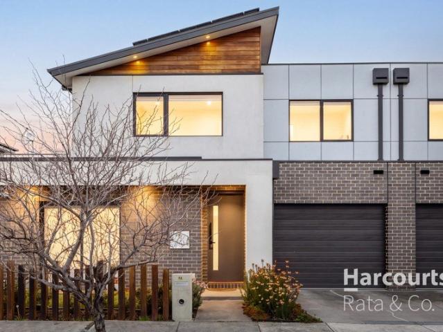 Townhouse for sale in Camerons Creek, Victoria