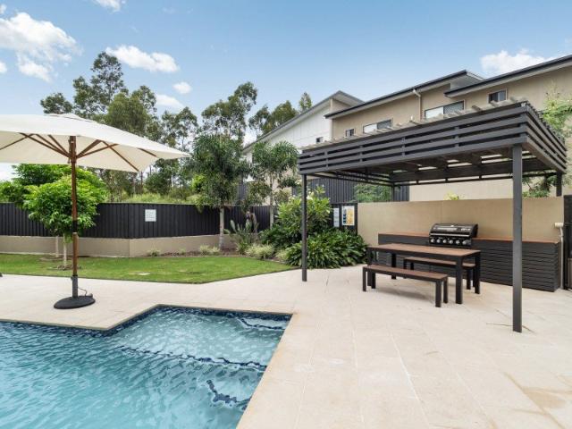 Townhouse for rent in Toombul, Queensland