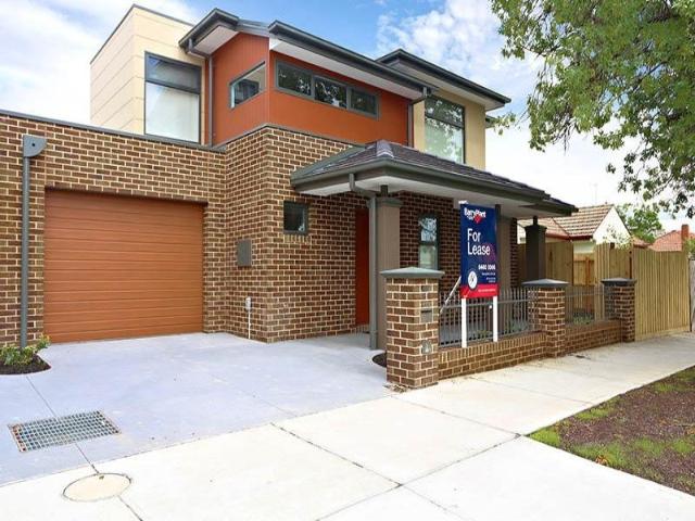 Townhouse for rent in Camerons Creek, Victoria