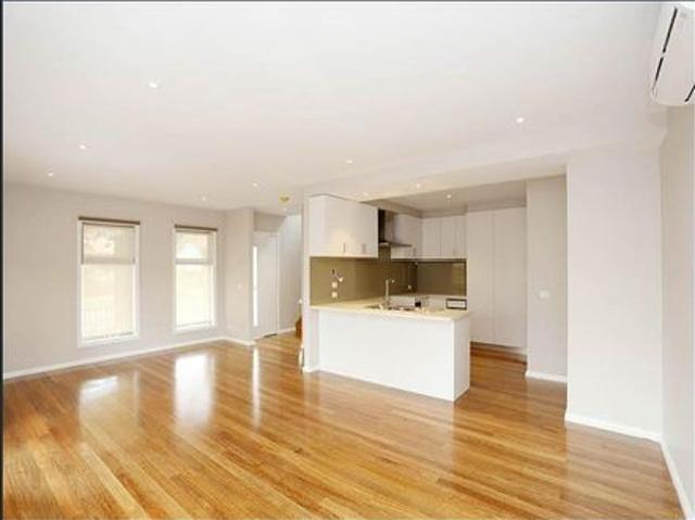 Townhouse for rent in Camerons Creek, Victoria