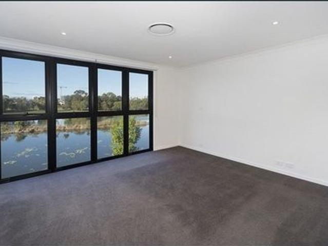 Townhouse for rent in Fernbrook, Queensland