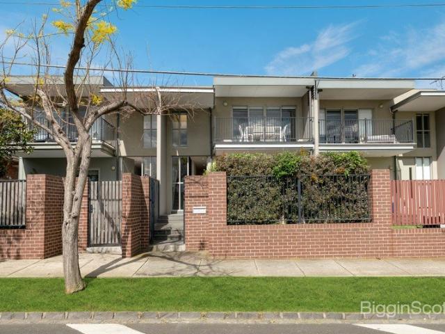 Townhouse for sale in Ascot Vale, Melbourne