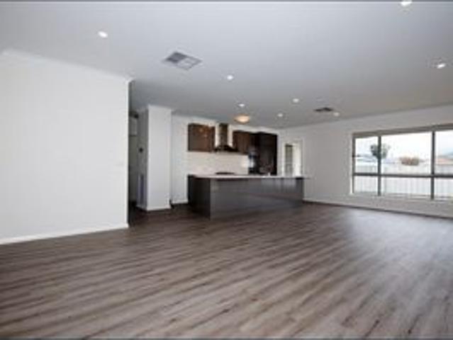 Townhouse for rent in Albury, New South Wales