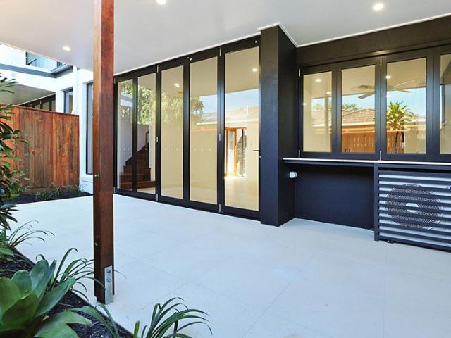 Townhouse for rent in Toombul, Queensland