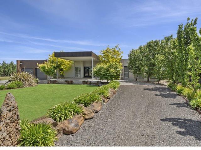 House for rent in Batesford, Victoria