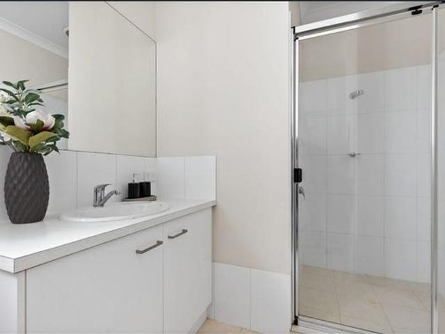 Townhouse for rent in Horseshoe Creek, South Australia