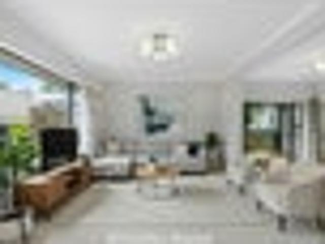 House for sale in Days Bay, Wellington