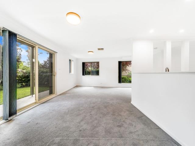 Townhouse for rent in Canberra, Australian Capital Territory