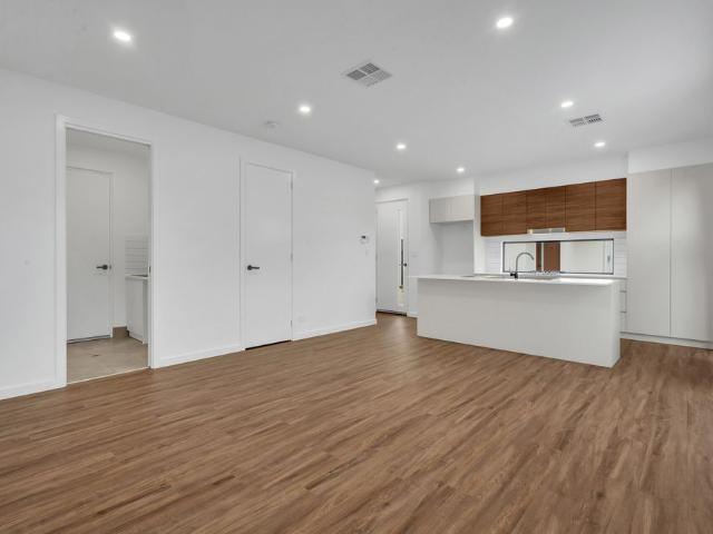 Townhouse for rent in Horseshoe Creek, South Australia