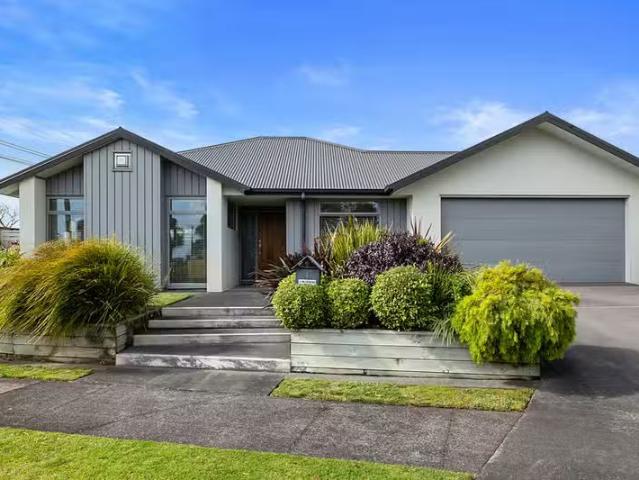 House for sale in Merrilands, New Plymouth
