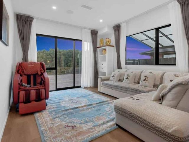 Room for rent in Awhitu, Oroua County