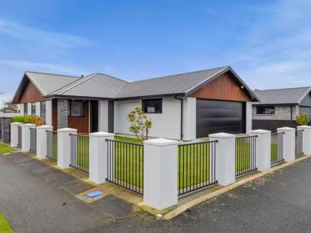 House for sale in Taranaki