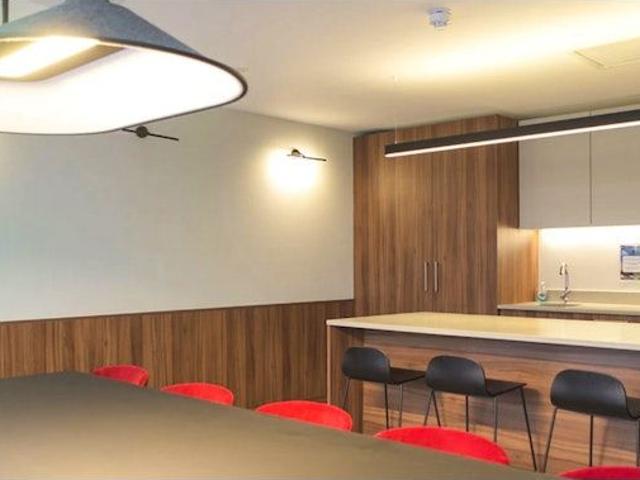 Studio for rent in Lower Halliford, Surrey
