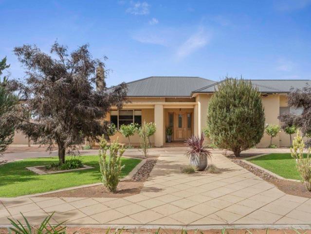 House for sale in Overland Corner, South Australia