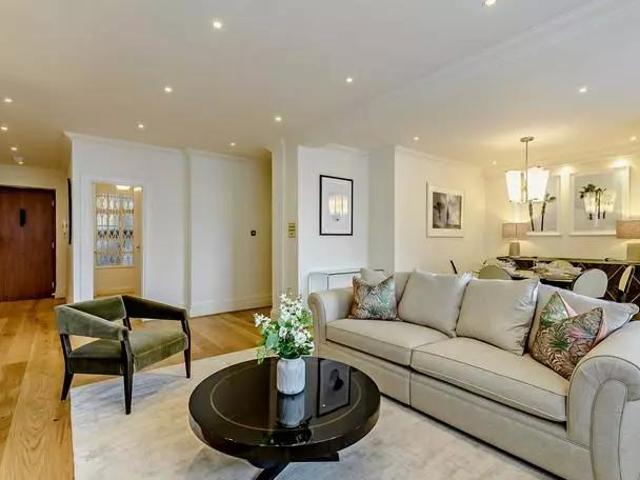 Apartment for rent in St. John's Wood, Greater London