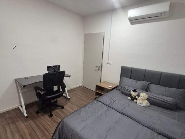 Room for rent in Petaling, Damansara Damai