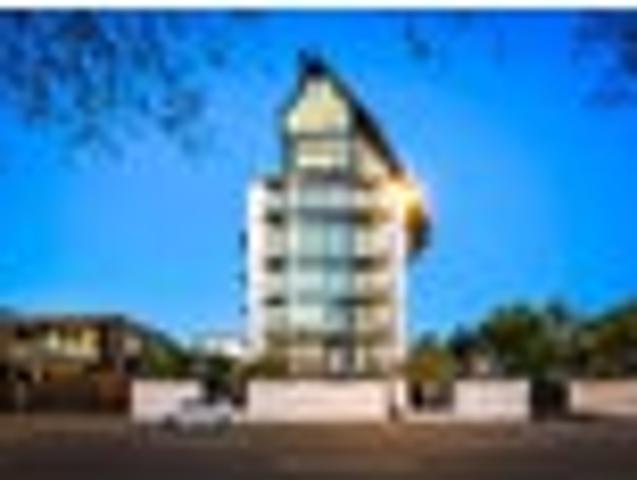 Apartment for sale in Heathcote, Canterbury