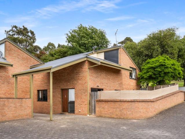 Townhouse for sale in Mount Gambier, City of Mount Gambier
