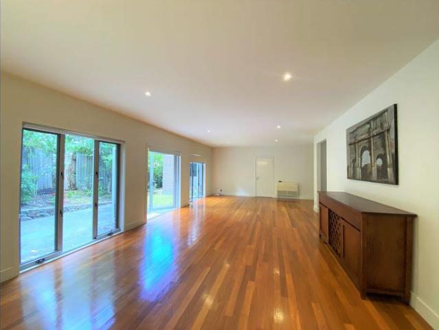 Townhouse for rent in Camerons Creek, Victoria