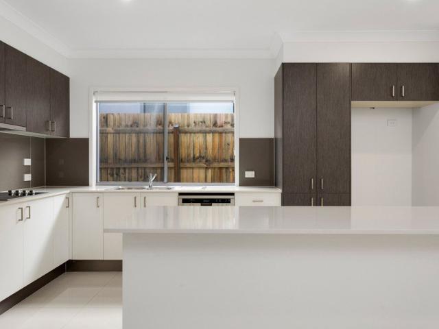 Townhouse for rent in Toombul, Queensland
