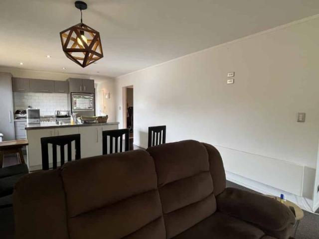 Townhouse for rent in Hillsborough, Taranaki