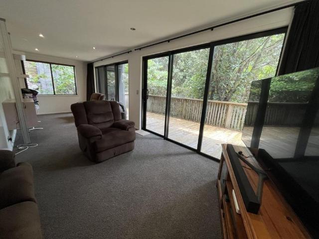 Townhouse for rent in Hillsborough, Taranaki