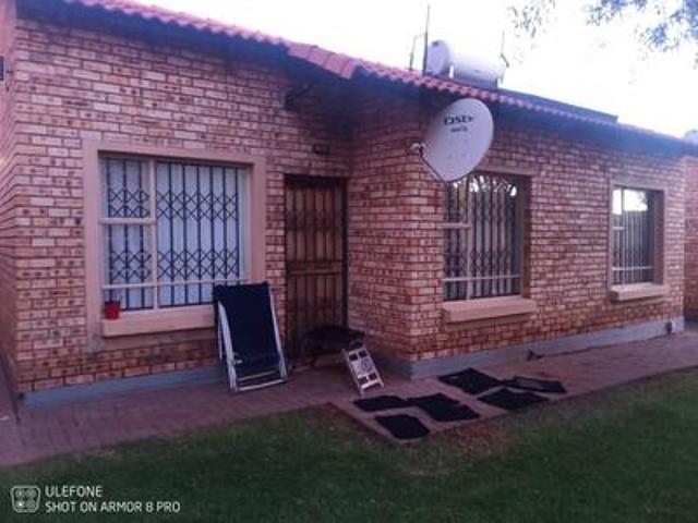 Townhouse for sale in Boksburg