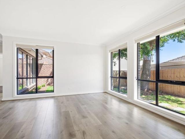 Townhouse for rent in Camerons Creek, Victoria