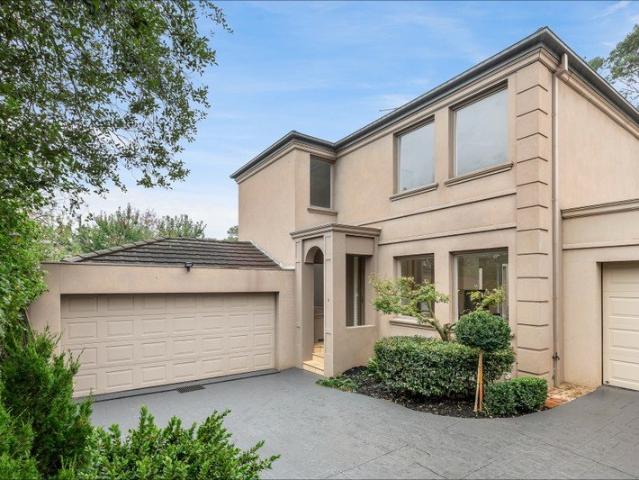 Townhouse for rent in Kew, Melbourne