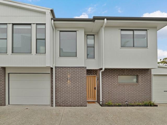 Townhouse for rent in Galbraith Grove, Greater Brisbane
