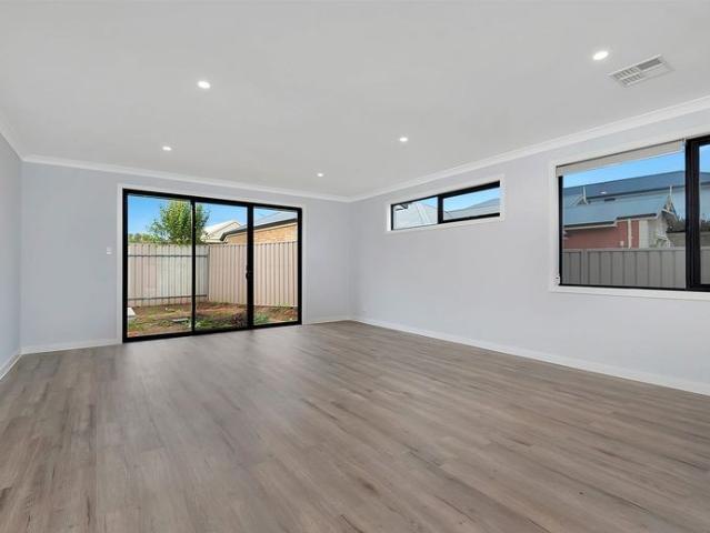 Townhouse for rent in Horseshoe Creek, South Australia