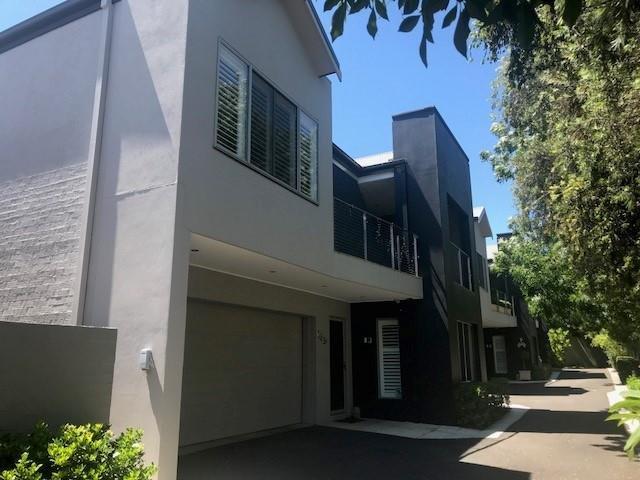 Townhouse for rent in Piallamore, New South Wales