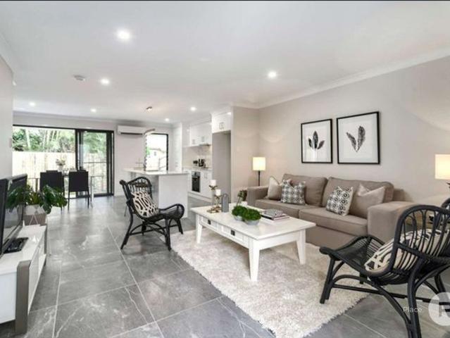 Townhouse for rent in Toombul, Queensland