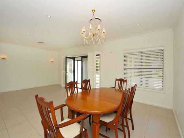 Townhouse for rent in Piallamore, New South Wales