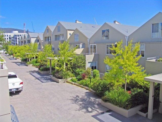 Townhouse for rent in Hobart, Tasmania