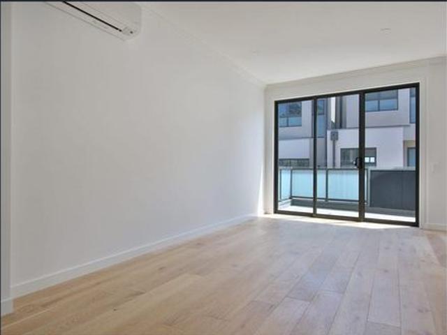 Townhouse for rent in Camerons Creek, Victoria