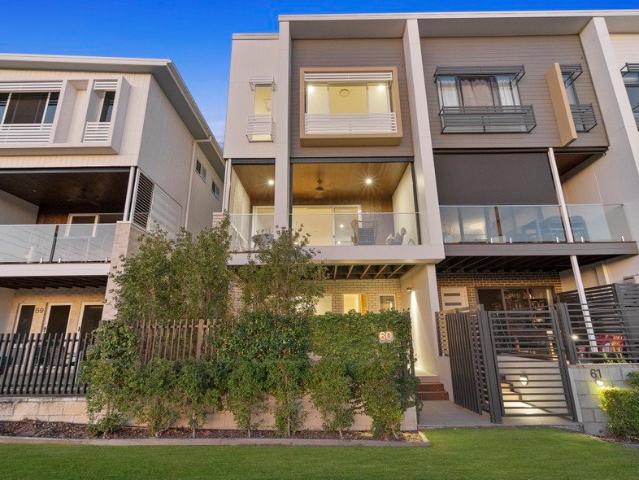 Townhouse for rent in Toombul, Queensland