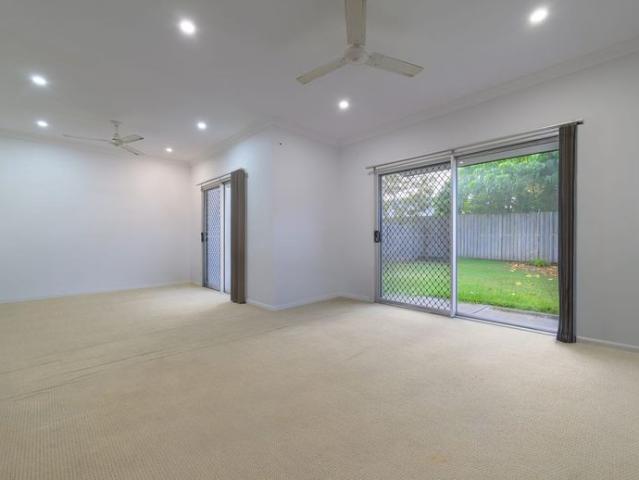 Townhouse for rent in Gladstone, Queensland