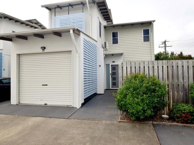 Townhouse for rent in Gladstone, Queensland