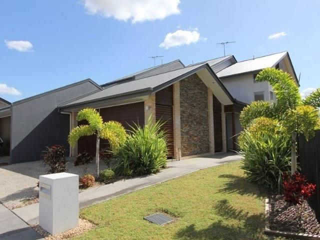 Townhouse for sale in Emerald, Queensland