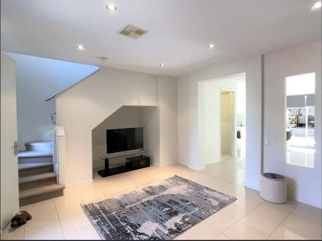 Townhouse for rent in Horseshoe Creek, South Australia