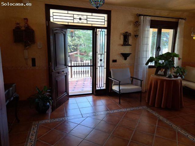 Casa en venta en l'Alt Vinalopó / El Alto Vinalopó, Valencia