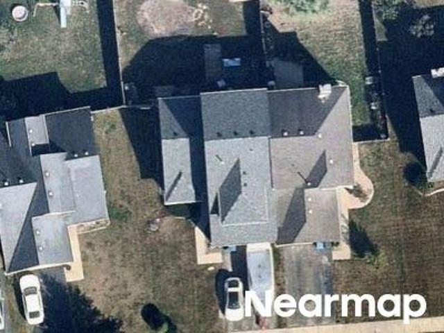 House for sale in South Elgin, Illinois