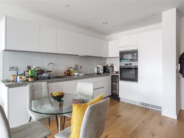 Apartment for rent in Windmill Hill/ The Axium Apartments, Birmingham