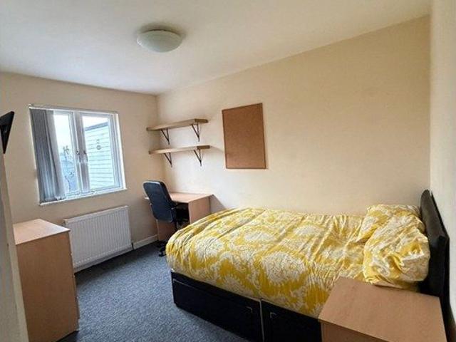 Room for rent in Bournbrook, West Midlands
